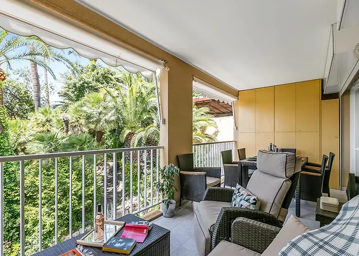 Apartment Saint Laurent Garden View - Happy