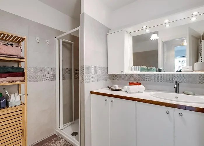 Saint Laurent Garden View - Happy Apartamento Menton